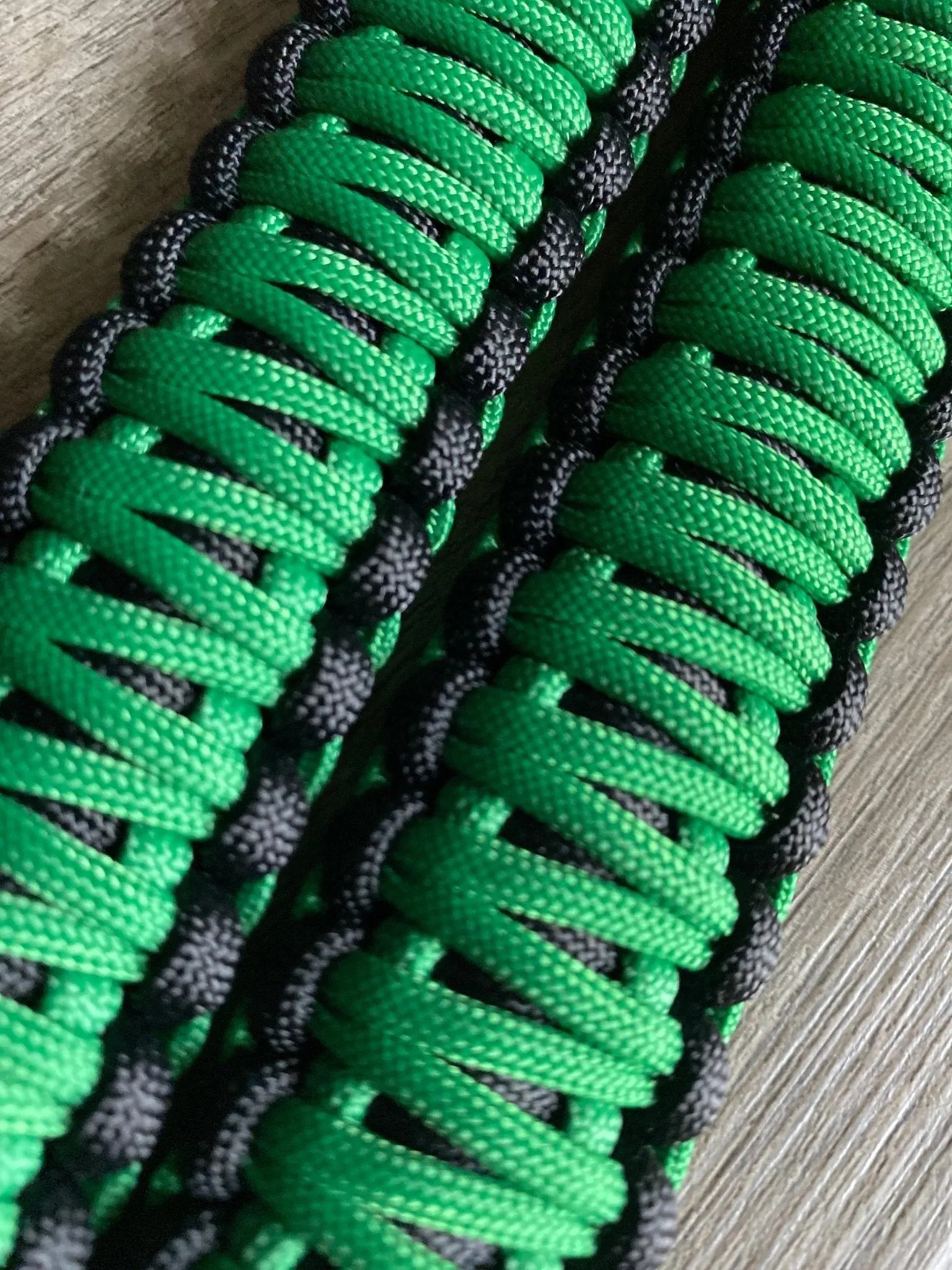 Krawlergrips Kelly Green Paracord Grab Handle