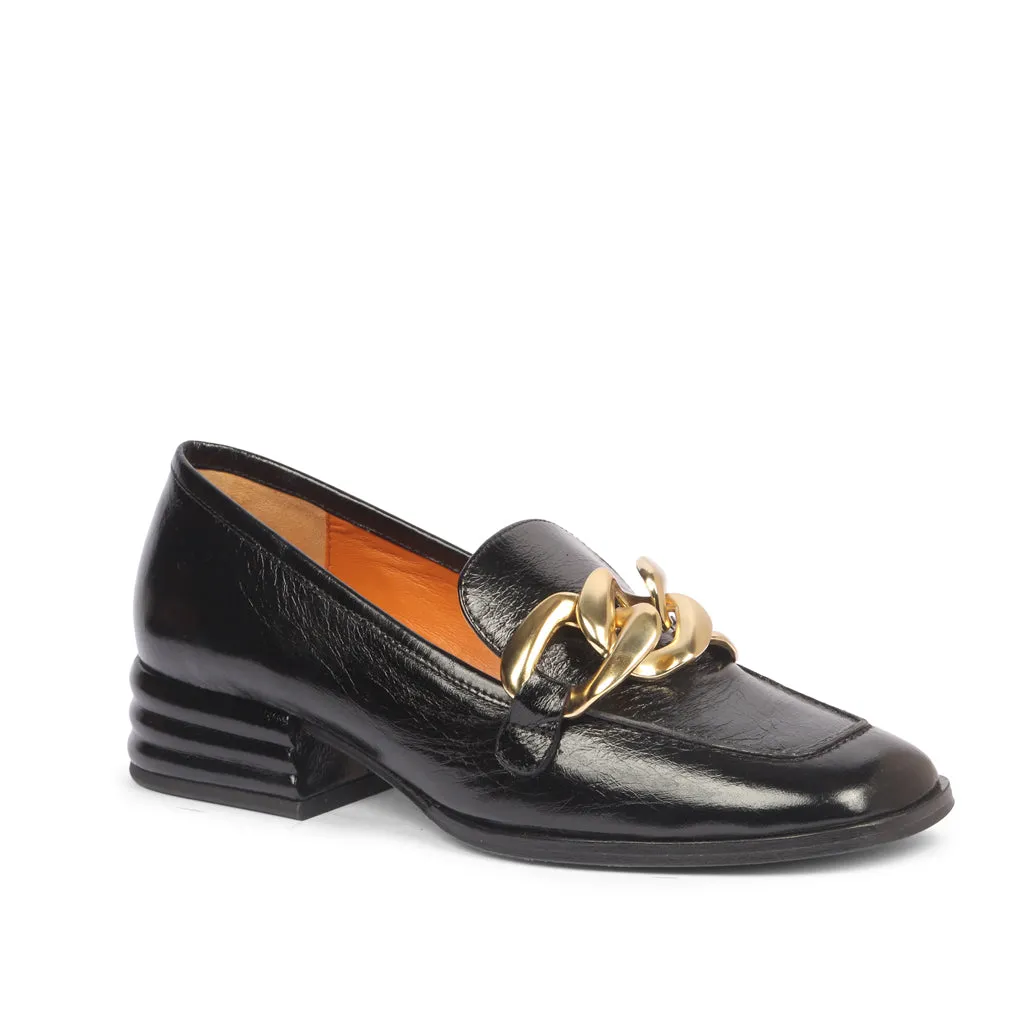 Saint Juliet Black Leather Handcrafted Moccasins