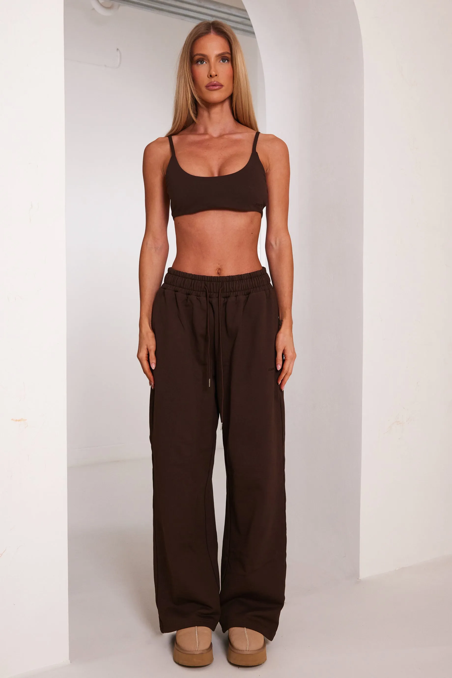 The Wide Leg Joggers - Brown