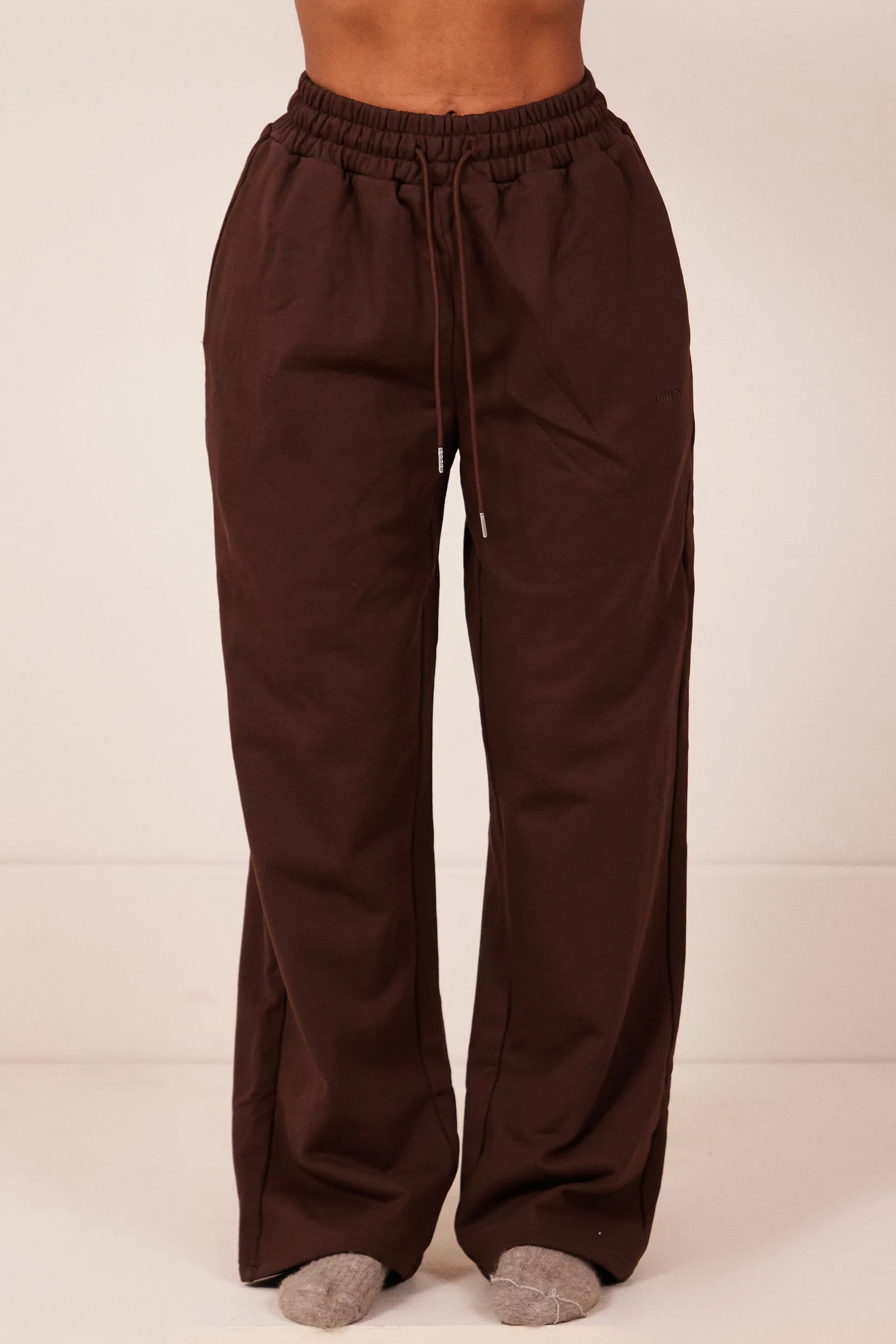 The Wide Leg Joggers - Brown