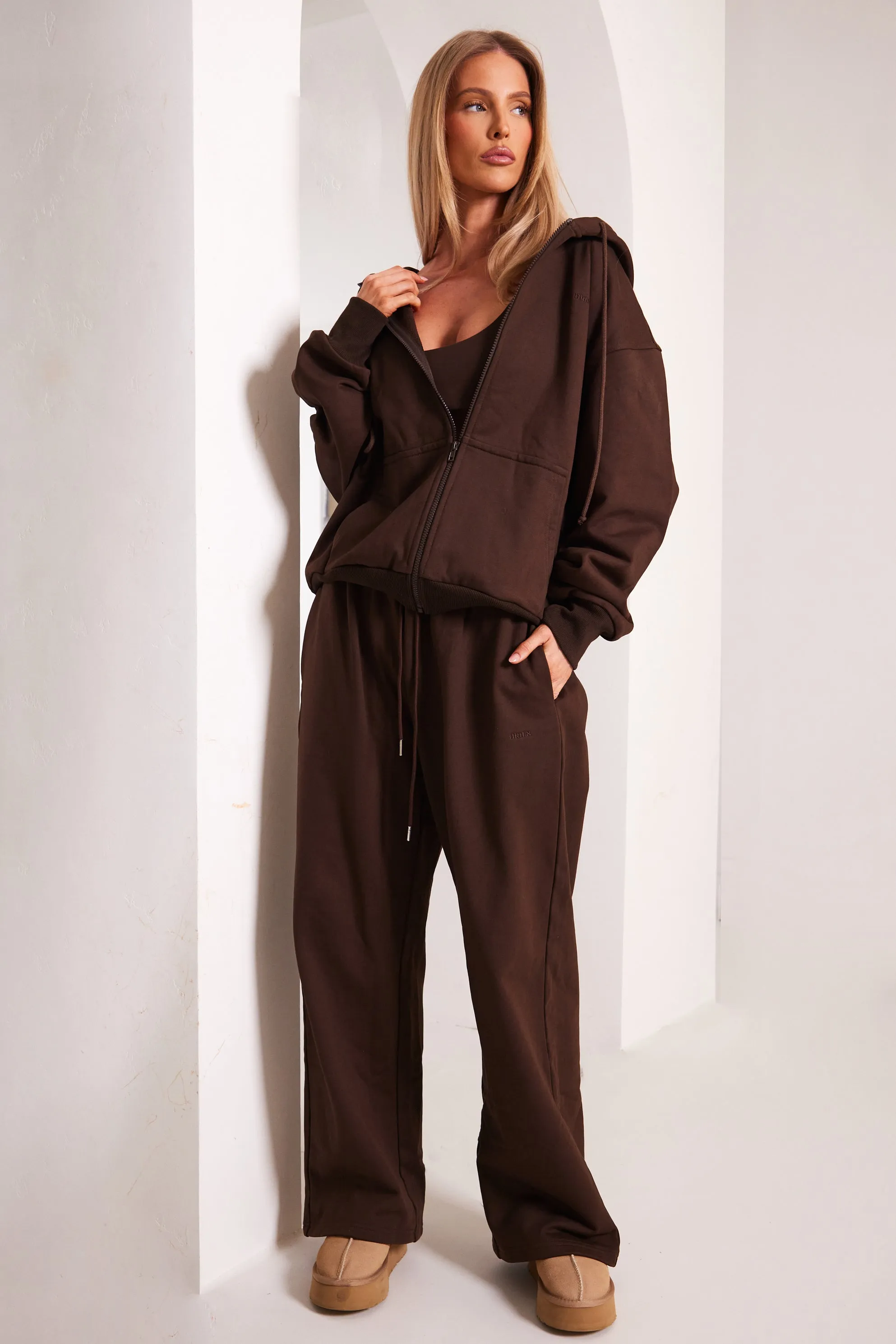 The Wide Leg Joggers - Brown